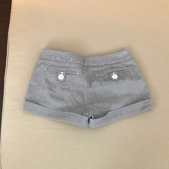 Aritzia: Talula navy/white striped shorts - Picture 3 of 5